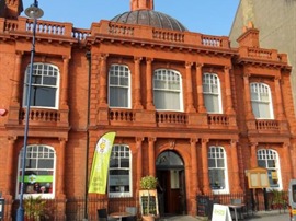 Custom House 08.02.2013